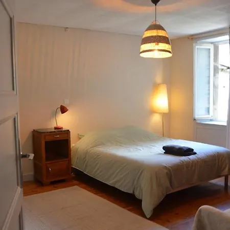 Les Du Passage: La Popote Holiday home Passenans